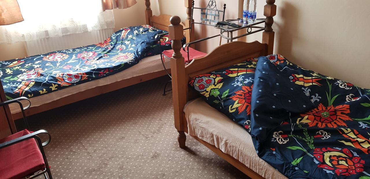 Roadway Hostel Kielce Ngoại thất bức ảnh